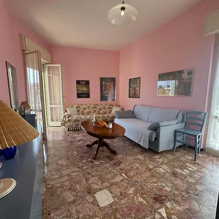 5 Minutes From The With Sea View *