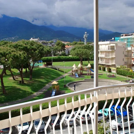 Sea And Relax At 5 Minutes, Your In Apartment Loano